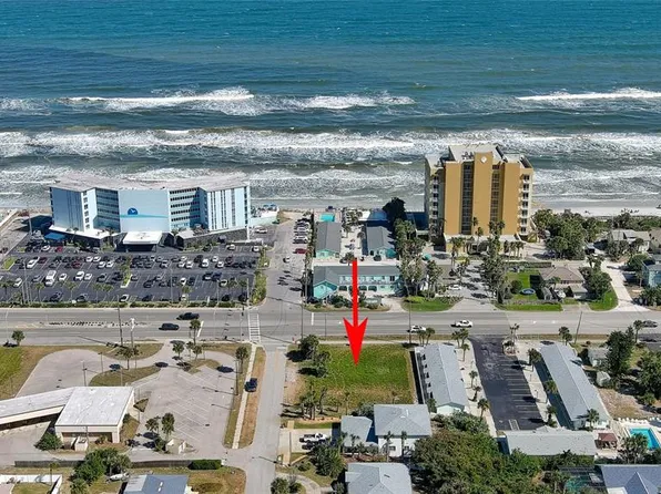 837 7th St, New Smyrna Beach, FL 32168
