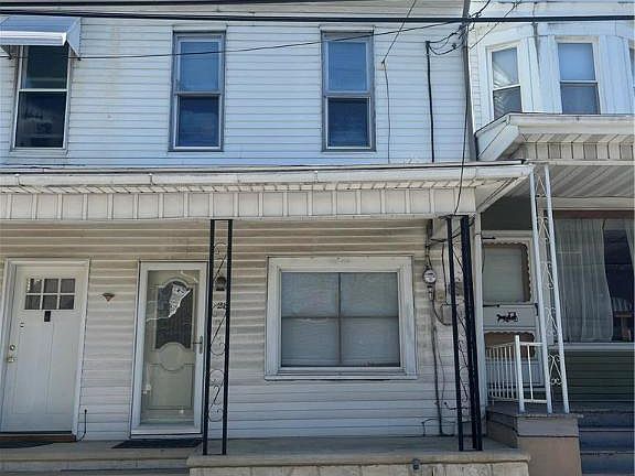 2nd image of 28 Main St
