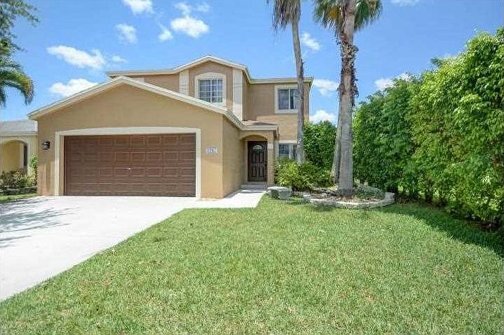 1st image of 1207 SW 46th Ter