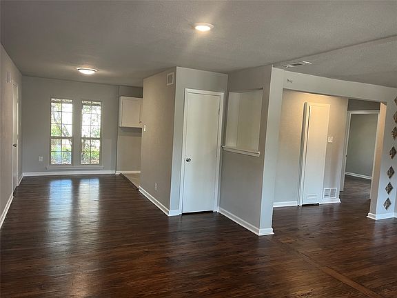 4th image of 1021 Western Blvd