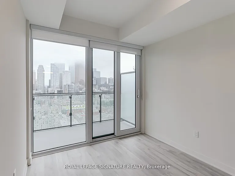 135 Lower Sherbourne St #2729 — Photo 19