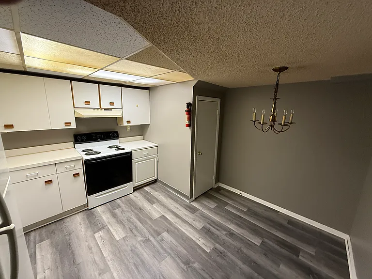2607 Chichester Ave — Photo 16