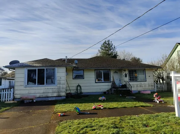 720 W Chestnut St, Centralia, WA 98531