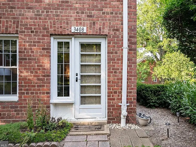 3408 Martha Custis Dr — Photo 21