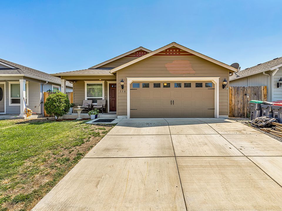 1st image of 778 Nicholas Lee Dr