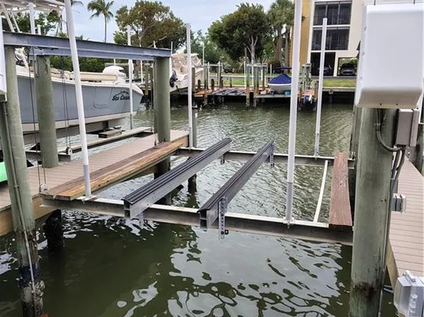 4357 Bay Beach LN, FORT MYERS BEACH, FL 33931