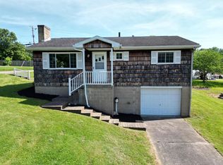 400 Stealey St, Middlebourne, WV 26149