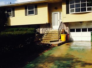 3224 S Scenic Rd, Harrisburg, PA 17109