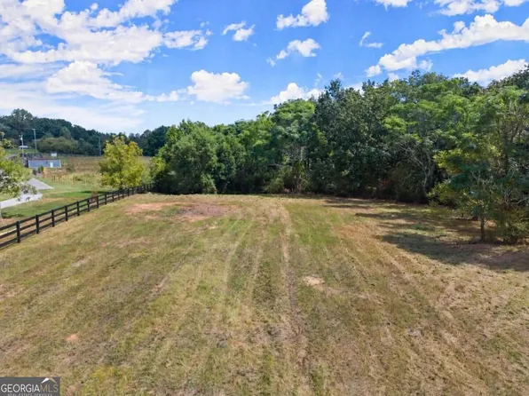 7245 Wits End Dr, Gainesville, GA 30506