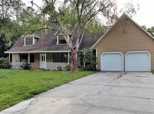 6080 Country Club Rd, Zephyrhills, FL 33544