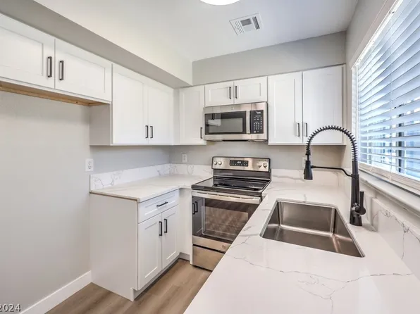 3361 Civic Center Dr APT C, North Las Vegas, NV 89030