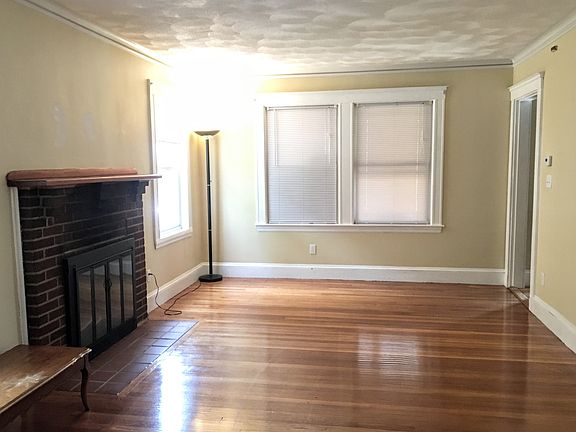 2nd image of 11 Bartlett Ave