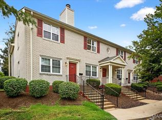 1477 Bobolink Pl, Saint Louis, MO 63144