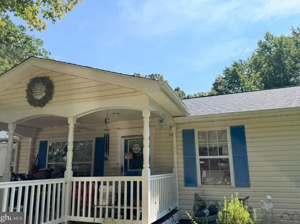 24948 Sotterley Rd, Hollywood, MD 20636
