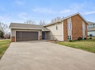 1501 Holly Ln, Junction City, KS 66441