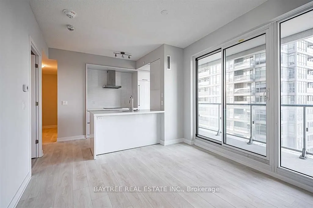 1 bed, $2,300 — Photo 3