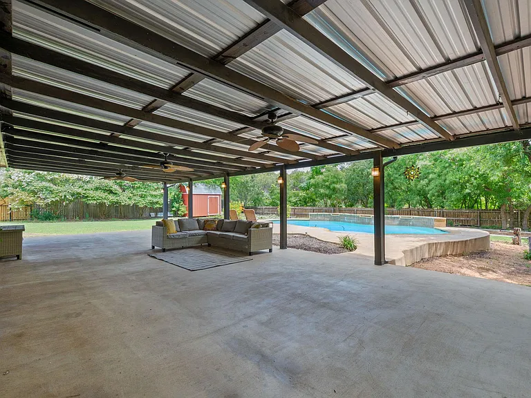 222 Primrose Dr — Photo 37