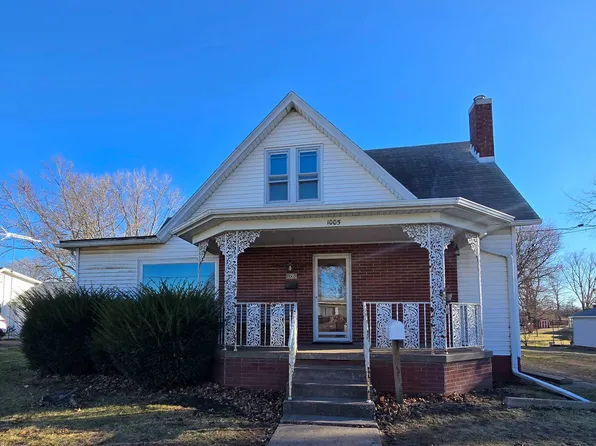 1005 W 6th Ave, Monmouth, IL 61462