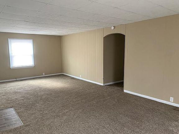 5th image of 660 River Ave
