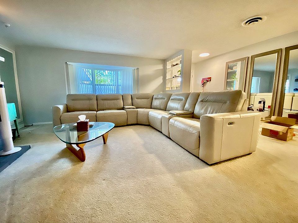 1st image of 391 Park Ave