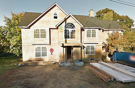 1st image of 107 Cox Ave