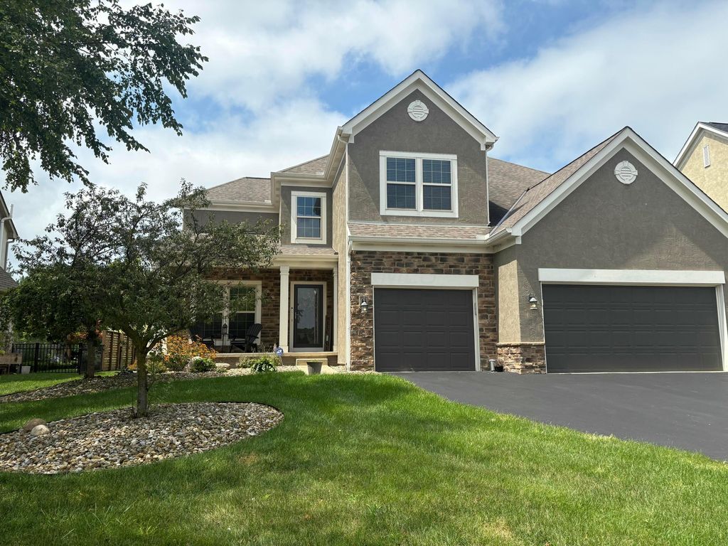 Real estate listing image