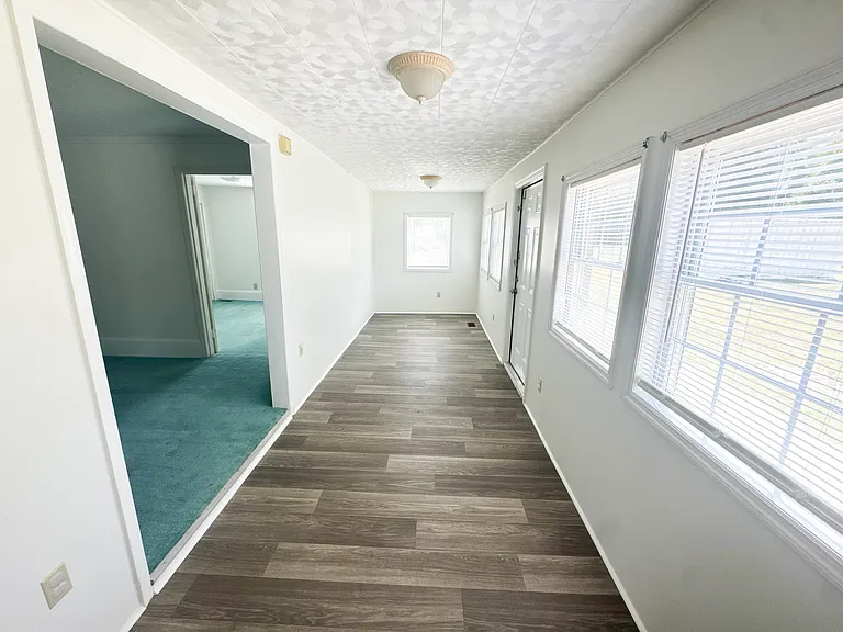124 Garysburg Cir — Photo 9