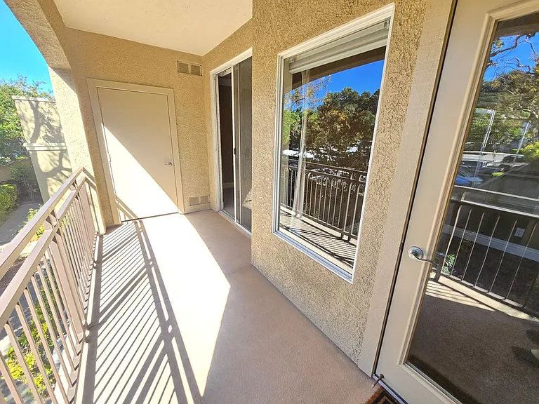 22681 Oakgrove #326 — Photo 9