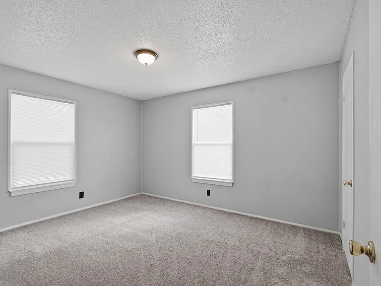 4401 S County Road 1131 — Photo 23