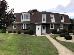 900 Stillwell Ave APT 7, Oshkosh, WI 54901