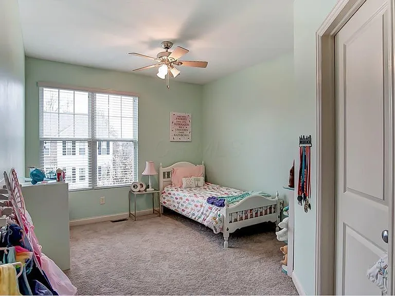 2768 Acarie Dr — Photo 17
