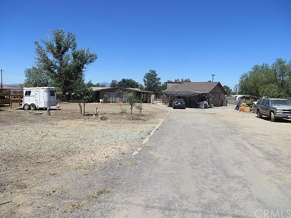 3rd image of 20935 El Nido Ave