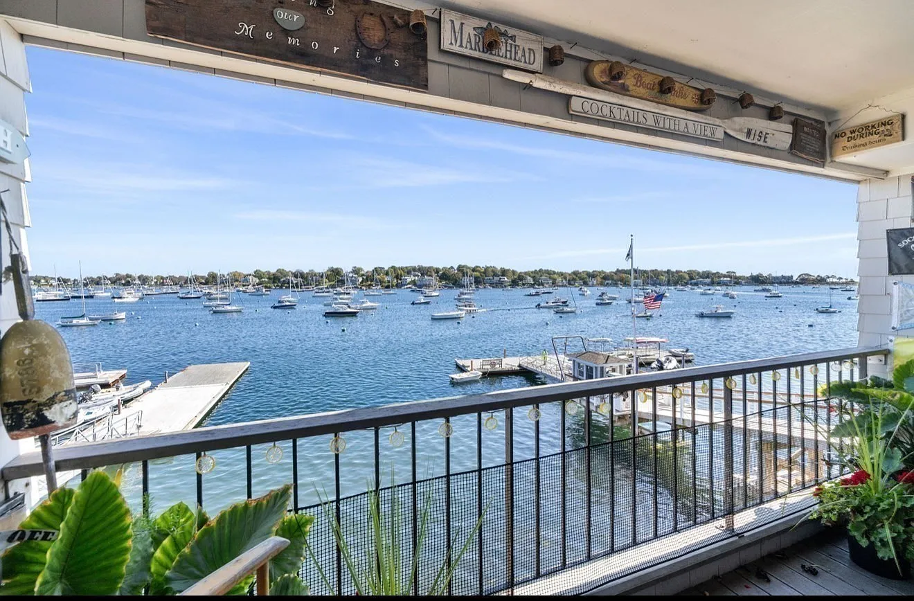 2 bed, 1.5 bath, 1200 sqft, $3,500 — Photo 3