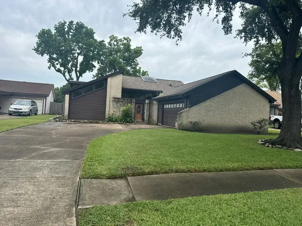 7639 Athlone Dr, Houston, TX 77088