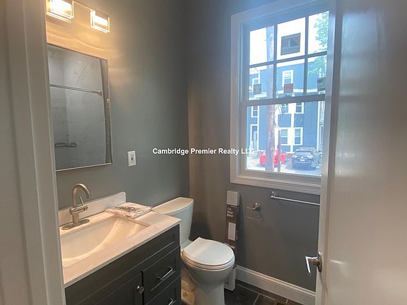 4th image of 383 Broadway #B1