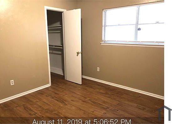 3rd image of 4913 South Dr