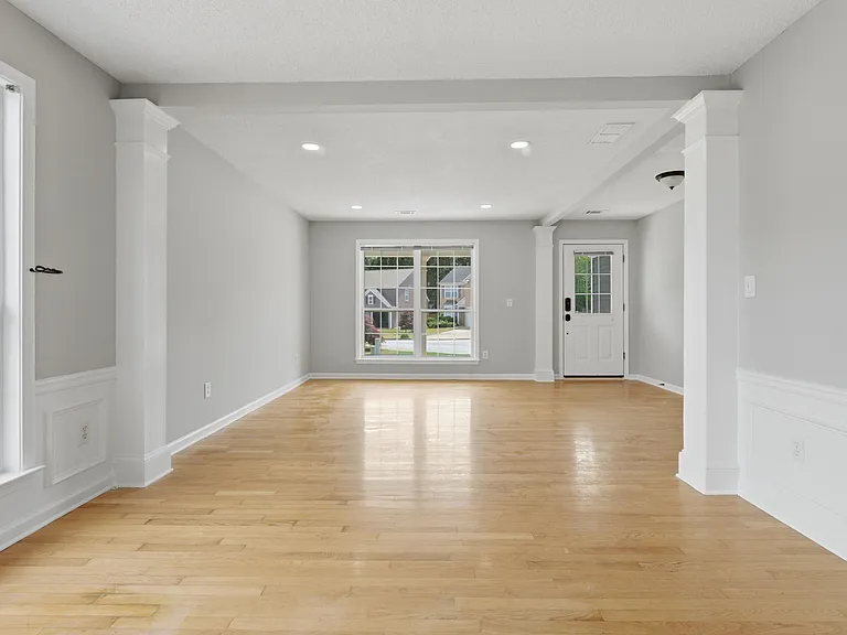 2533 Boxbourne Ct SE — Photo 40