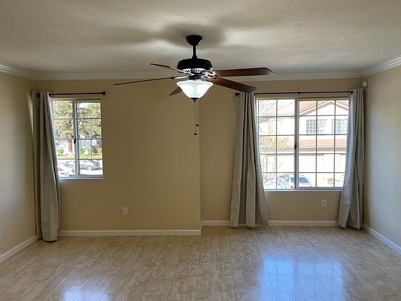 3rd image of 1587 Timber Creek Dr
