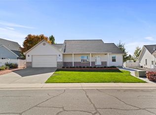 2132 Patriot Ct, Montrose, CO 81401