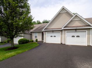 89 Haley Ln, Sandy Hook, CT 06482