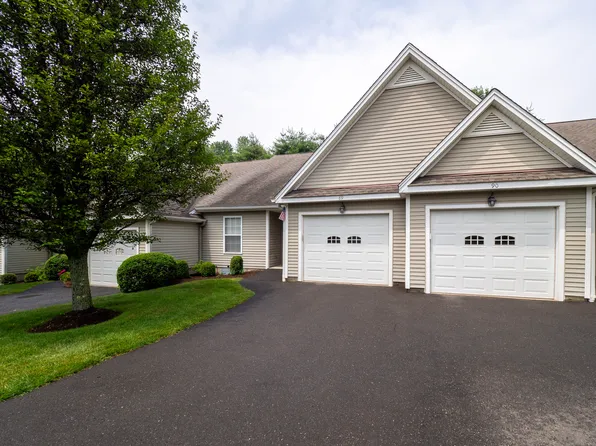 89 Haley Lane, Newtown, CT 06482