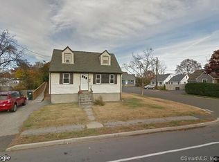 729 Reef Rd, Fairfield, CT 06824