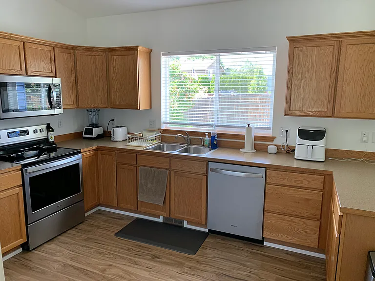 2491 Aviation Dr — Photo 21