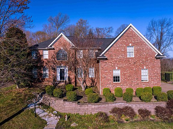 2nd image of 4595 Estate Dr