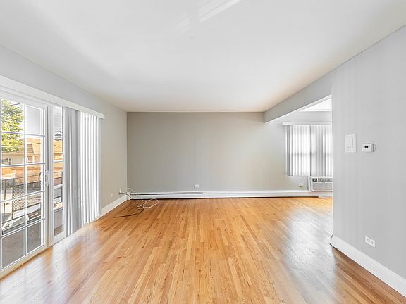4th image of 6255 S Mason Ave APT 2D