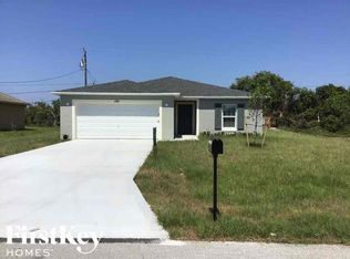 581 SW Undallo Rd, Pt Saint Lucie, FL 34953