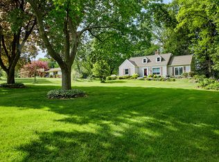 13620 Kinsey Park Dr, Brookfield, WI 53005