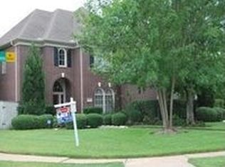 1911 Rose Arbor Ct, Sugar Land, TX 77479