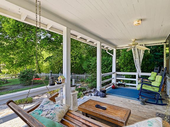 62nd image of 1319 Licklog Hollow Rd