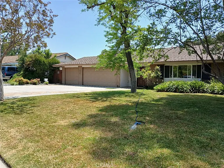 444 Redlands Ave — Photo 4